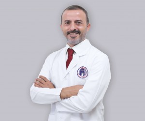 Prof. adjunto Dr. Ömer Yoldaş
