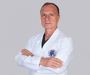 Opr. Dr. Kamil Savaş